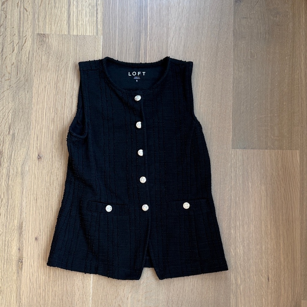 LOFT Black Textured Button-Front Vest